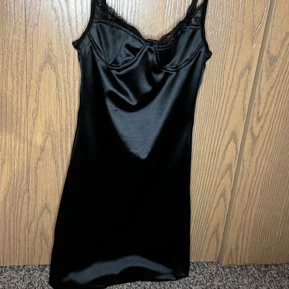 Black Dress by Motel